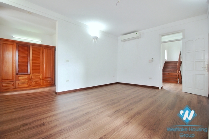 Four bedrooms house with in-door pool for rent in Tay Ho ward, Ha Noi